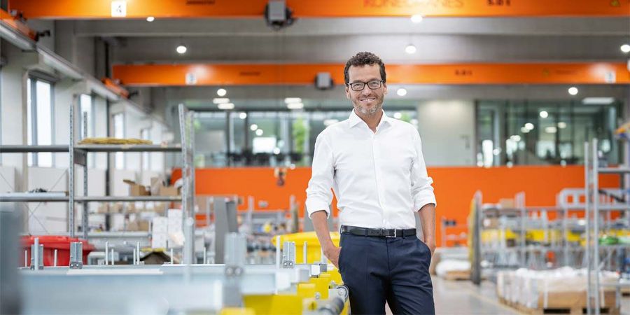 Thomas Schwingshandl, Geschäftsführer der Schwingshandl – automation technology gmbh Thomas Schwingshandl, Geschäftsführer der Schwingshandl – automation technology gmbh