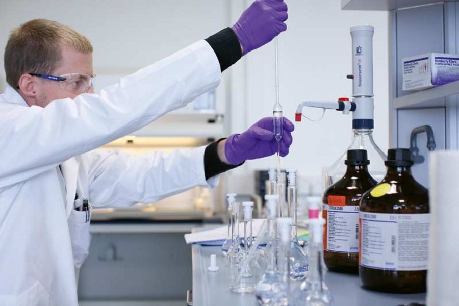 Bristol Myers Squibb Laborarbeiten Bristol Myers Squibb Laborarbeiten