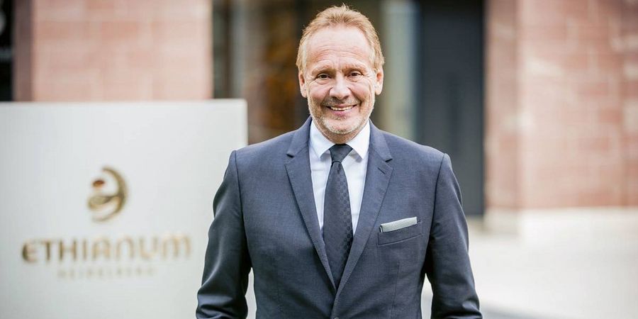 Prof. Dr. Günter Germann, Geschäftsführer der ETHIANUM Betriebsgesellschaft mbH & Co. KG Prof. Dr. Günter Germann, Geschäftsführer der ETHIANUM Betriebsgesellschaft mbH & Co. KG
