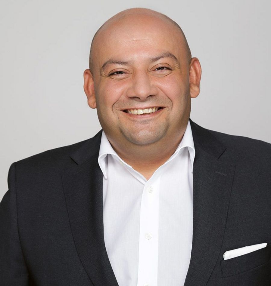 Hassaan Aglan, Geschäftsführer und Gesellschafter der Skyline Air Services GmbH Hassaan Aglan, Geschäftsführer und Gesellschafter der Skyline Air Services GmbH