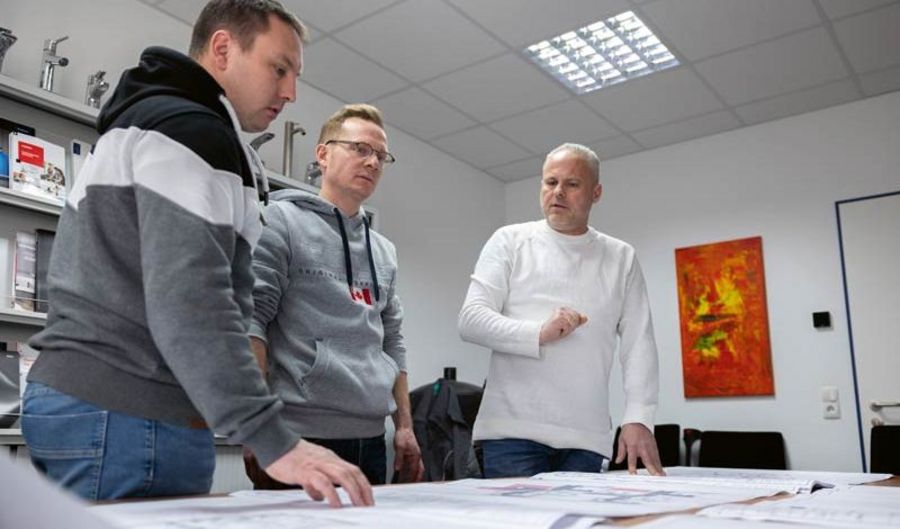 Bliersbach Haustechnik Teambesprechung Bliersbach Haustechnik Teambesprechung
