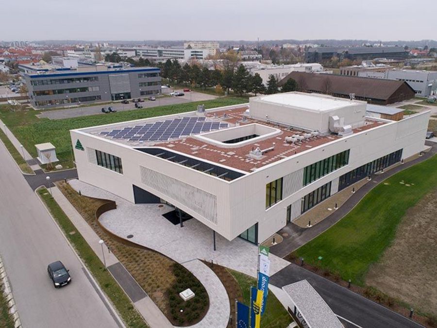 DELTA Holding Galerie
