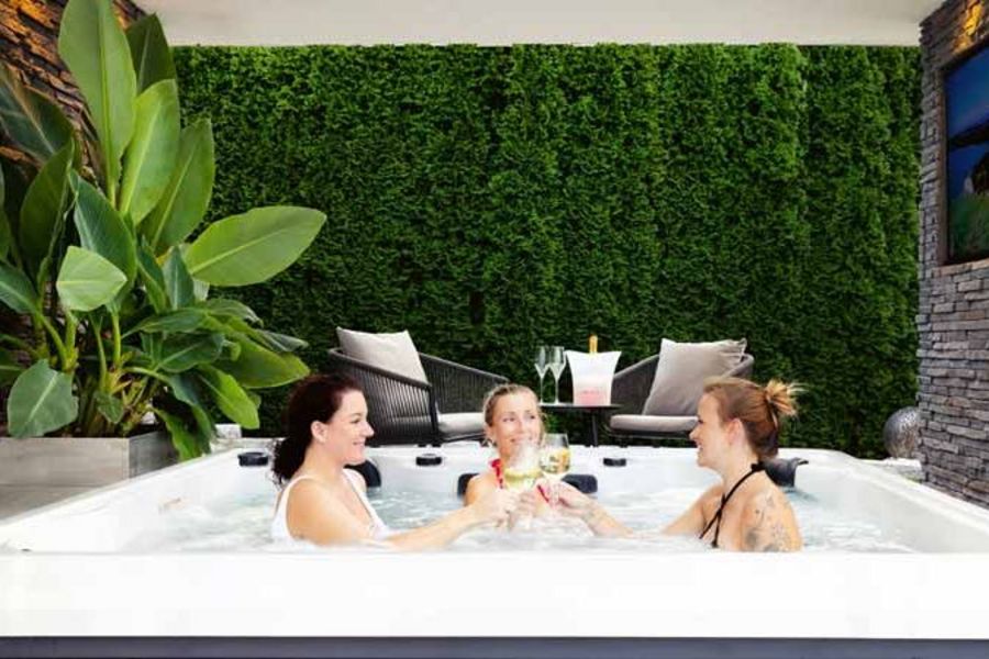 Beta Wellness Badelandschaft Beta Wellness Badelandschaft