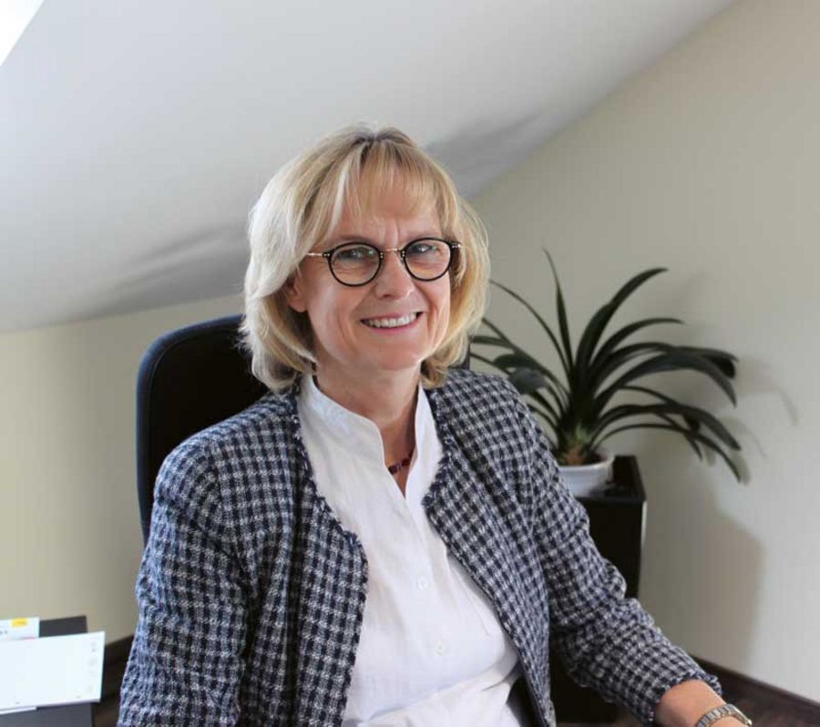 Ingeborg Dinkhauser, Geschäftsführerin der DEKTRO Abel GmbH Ingeborg Dinkhauser, Geschäftsführerin der DEKTRO Abel GmbH