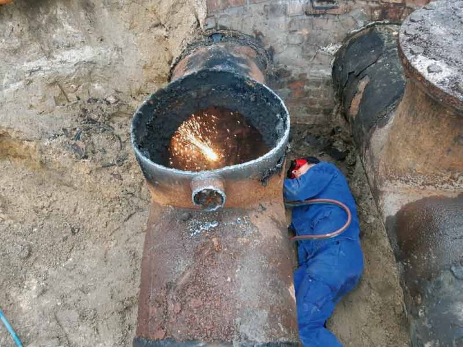 RSC Vorbereitungsarbeiten zum Langrohrrelining RSC Vorbereitungsarbeiten zum Langrohrrelining