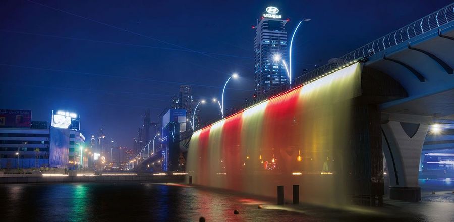 DTS‘s Beleuchtungskompetenz ist weltweit gefragt: die Sheikh Zayed Brücke in Dubai. DTS‘s Beleuchtungskompetenz ist weltweit gefragt: die Sheikh Zayed Brücke in Dubai.