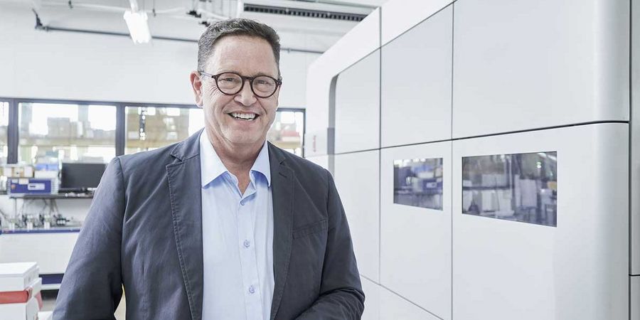 Daniel Deckers, Geschäftsführer der atrikom fulfillment Gesellschaft für Projekt- Dienstleistungen mbH Daniel Deckers, Geschäftsführer der atrikom fulfillment Gesellschaft für Projekt- Dienstleistungen mbH