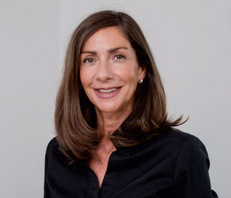 Anja Jasper, Vice President Corporate Communication der SMA Solar Technology AG Anja Jasper, Vice President Corporate Communication der SMA Solar Technology AG