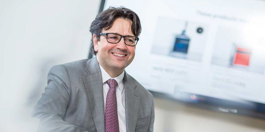 Albrecht Sieper, Geschäftsführer der Elementar Analysensysteme GmbH
