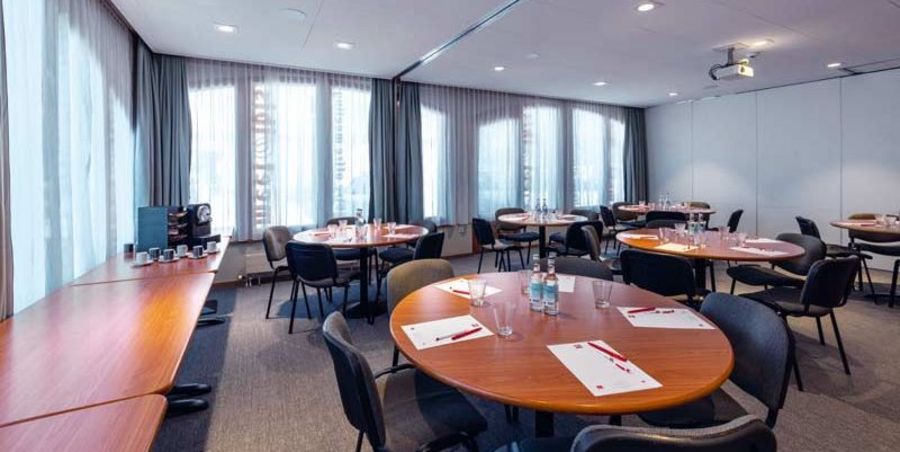Hotel IBIS Sion Konferenzraum Hotel IBIS Sion Konferenzraum
