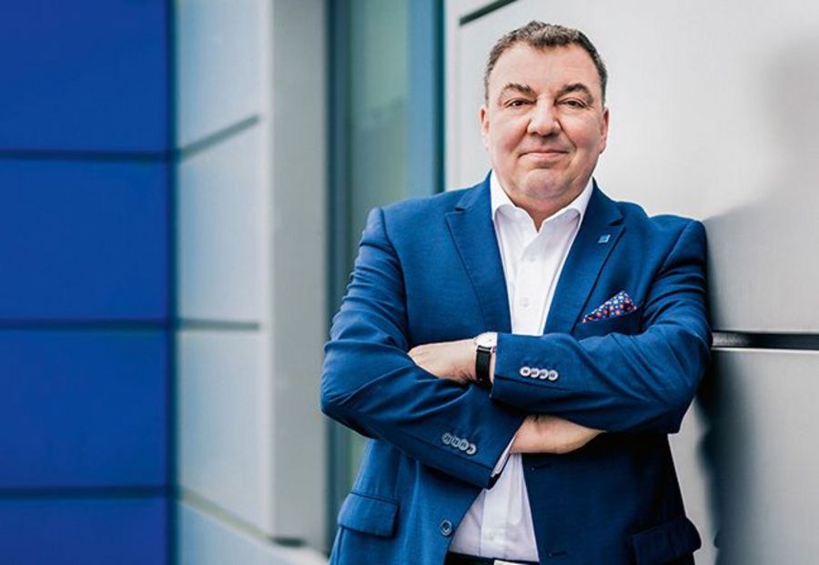 Helmut Grothaus, Geschäftsführer der DMW Maschinen- und Werkzeugbau GmbH. Helmut Grothaus, Geschäftsführer der DMW Maschinen- und Werkzeugbau GmbH.