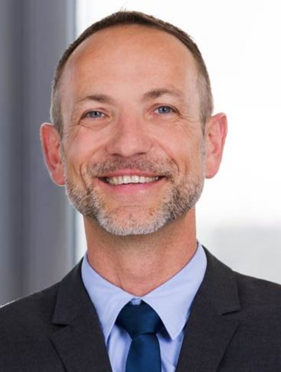 Srecko Mühling, Chief Commercial Officer Srecko Mühling, Chief Commercial Officer