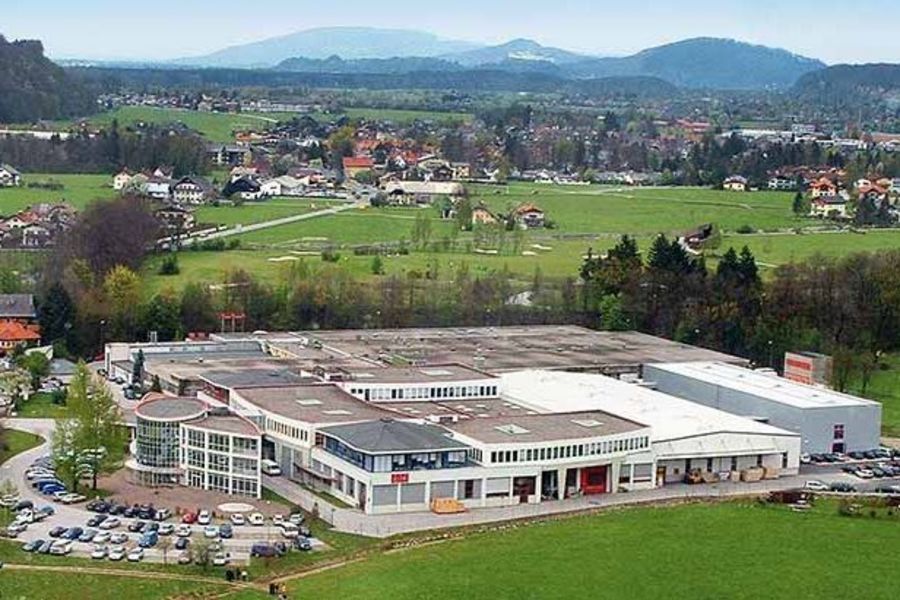 Kuhn Holding - Galerie Kuhn Holding - Galerie