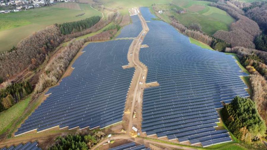 SCHOENERGIE Solarpark Karlshausen SCHOENERGIE Solarpark Karlshausen