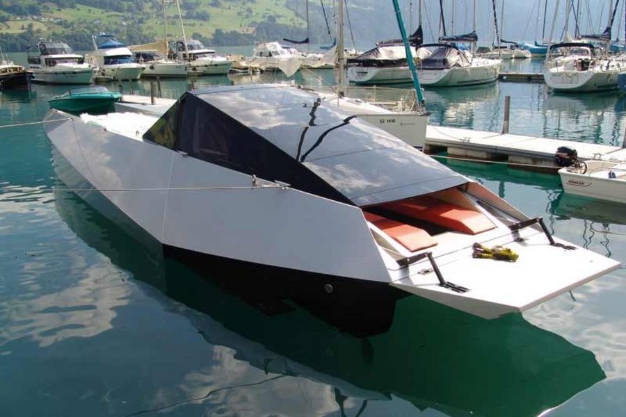 Suter Industries AG - das Powerboat Code X Suter Industries AG - das Powerboat Code X