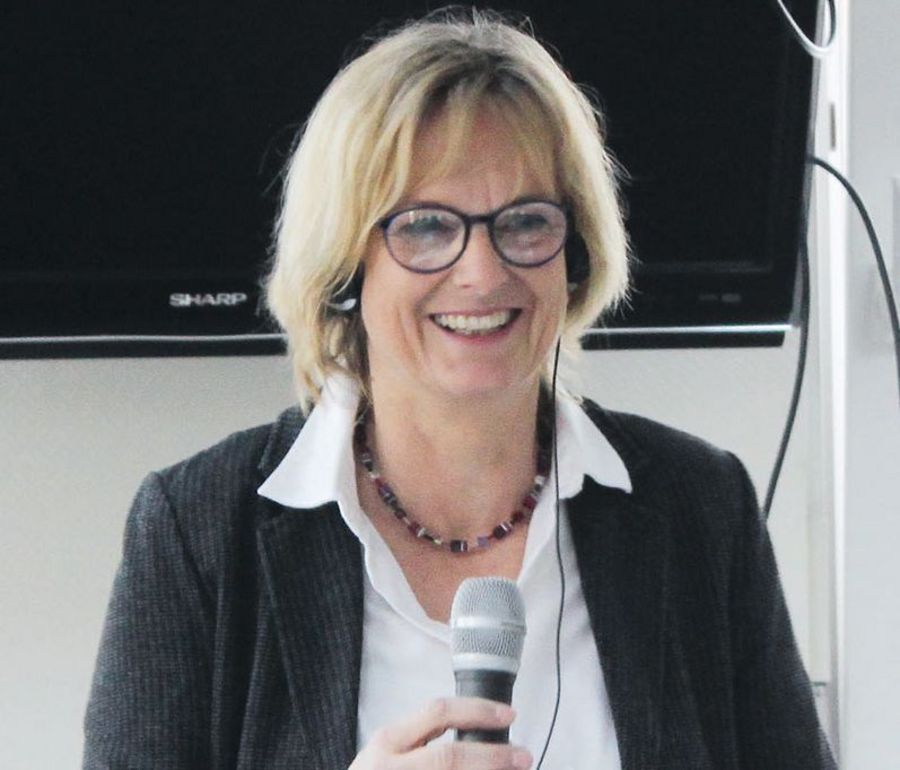 Ingeborg Dinkhauser, Geschäftsführerin der DEKTRO Abel GmbH Ingeborg Dinkhauser, Geschäftsführerin der DEKTRO Abel GmbH