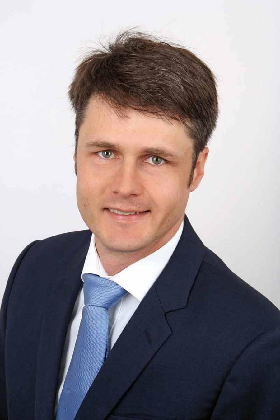 Tino Freigang, Geschäftsführer der UNITECH-Maschinen GmbH Tino Freigang, Geschäftsführer der UNITECH-Maschinen GmbH