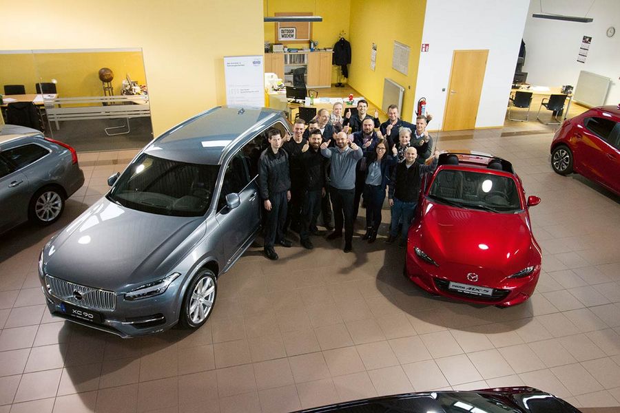 Das Team von Coenen Motors.