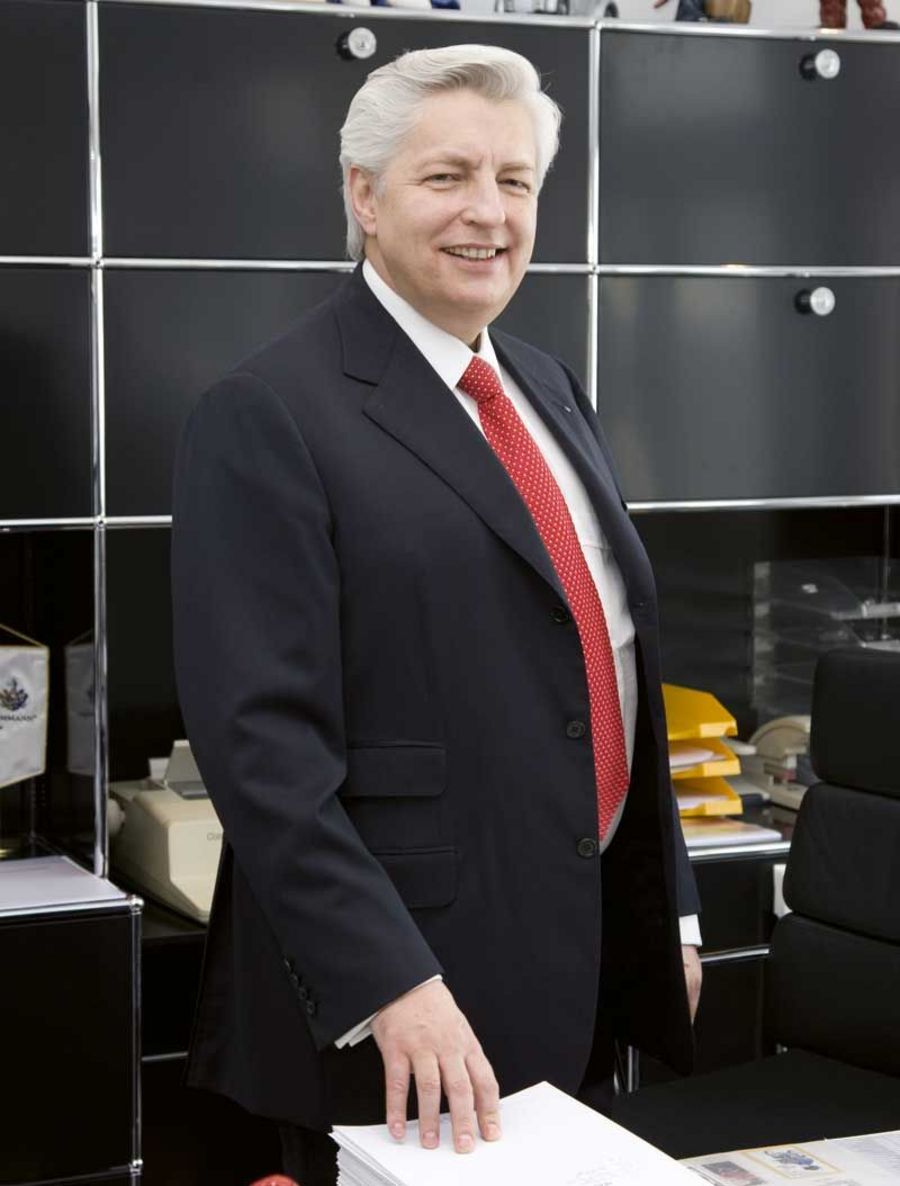 Christoph Larsén, Geschäftsführer der Mattes & Ammann GmbH & Co. KG Christoph Larsén, Geschäftsführer der Mattes & Ammann GmbH & Co. KG