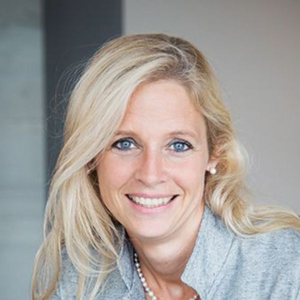 Eva Neust-Haßenpflug, Geschäftsführende Gesellschafterin der Möbel Neust GmbH Eva Neust-Haßenpflug, Geschäftsführende Gesellschafterin der Möbel Neust GmbH