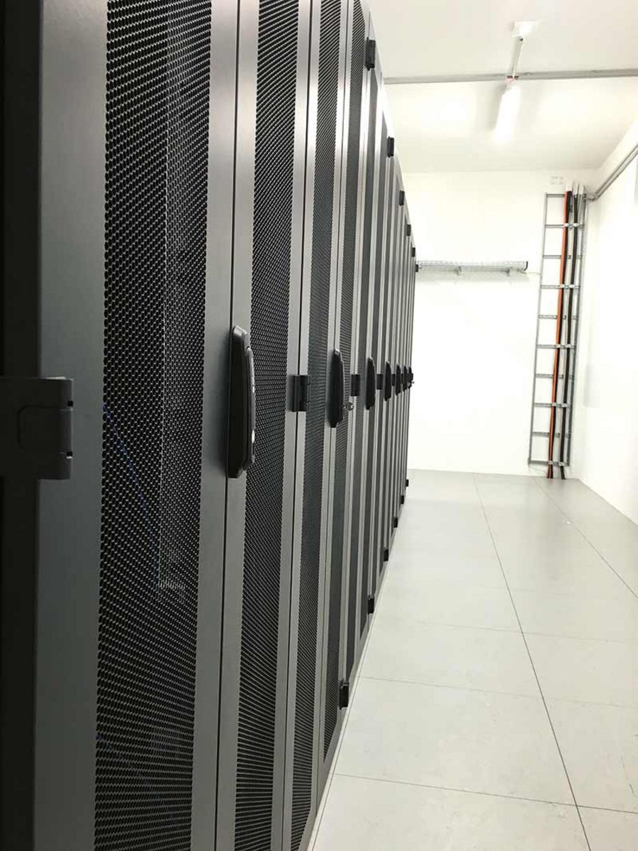 Kompakte Leistungen: Das Rechenzentrum von RFT kabel Kompakte Leistungen: Das Rechenzentrum von RFT kabel