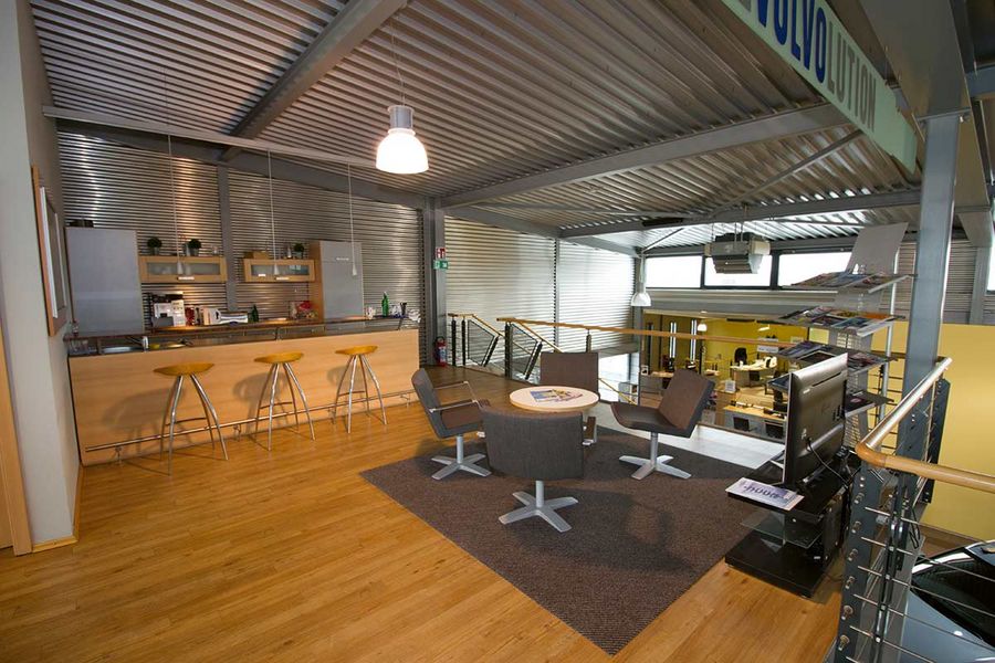 Der Verkausraum von Coenen Motors.