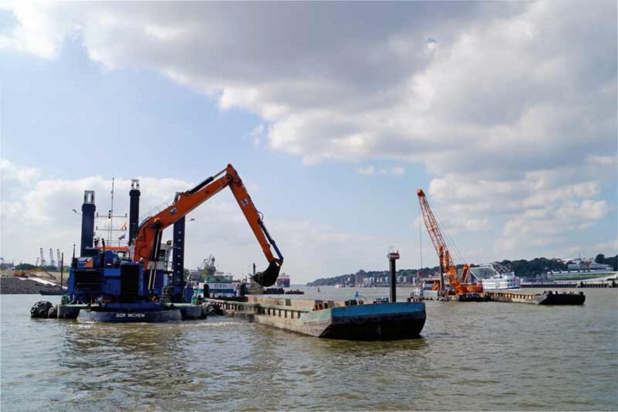 Van Oord Wasserbau Hafen in Hamburg Van Oord Wasserbau Hafen in Hamburg
