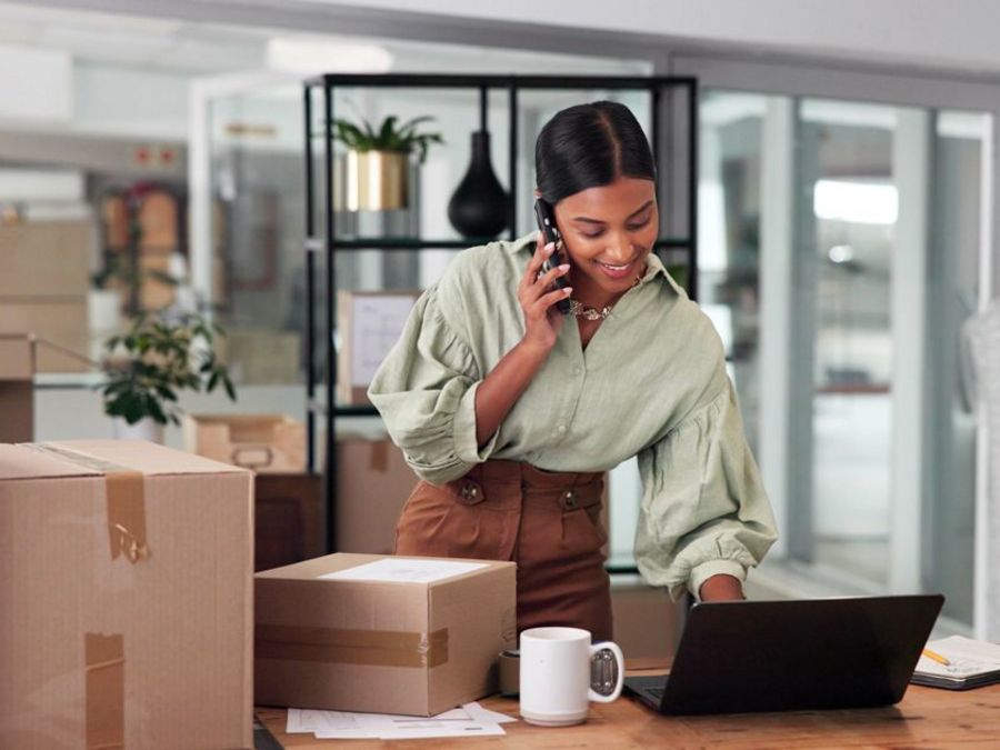 Wie Webshops eine Anbindung an Verkaufsplattformen und Logistiksysteme herstellen