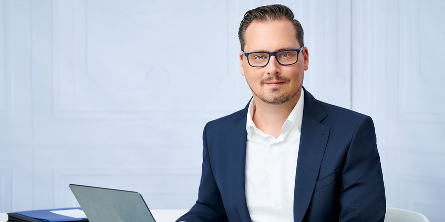 Saphiracon Andreas Krieg, Inhaber