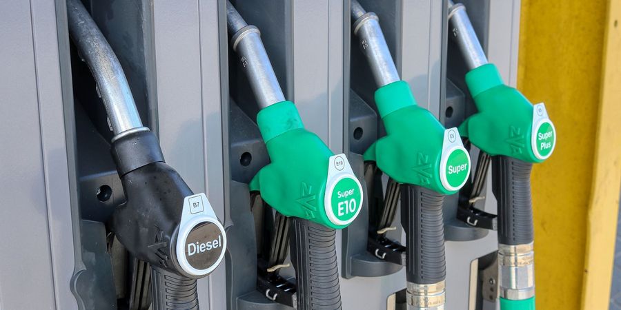 gas-station-4978824_1920 gas-station-4978824_1920