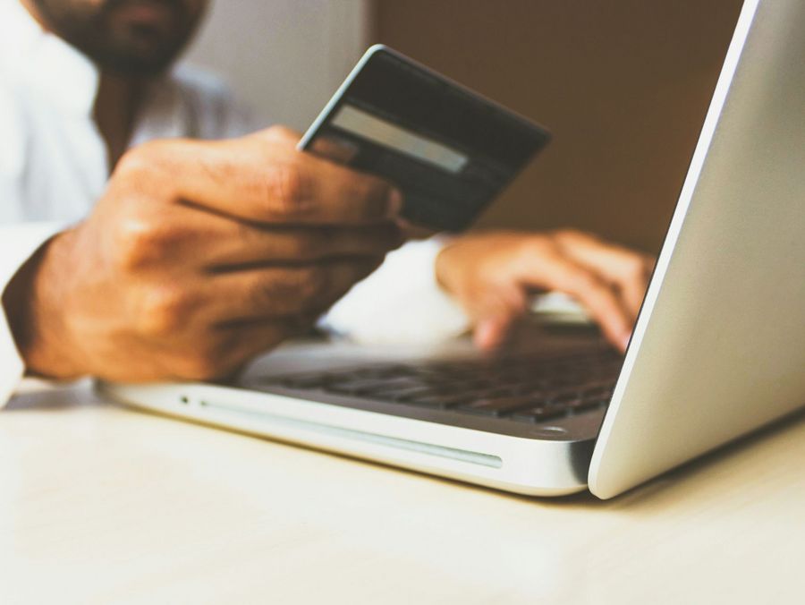 Von der Werbung zur Recherche: Wie sich Kaufentscheidungen im digitalen Zeitalter wandeln