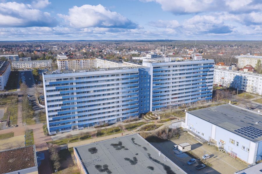 Siegfried Schur Baubetrieb GmbH Fassade des Objekts ‘Blauer Engel’ in Weißwasser