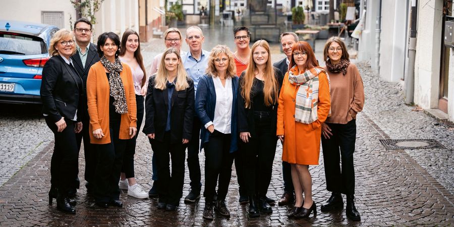 adesion Factoring GmbH Team 