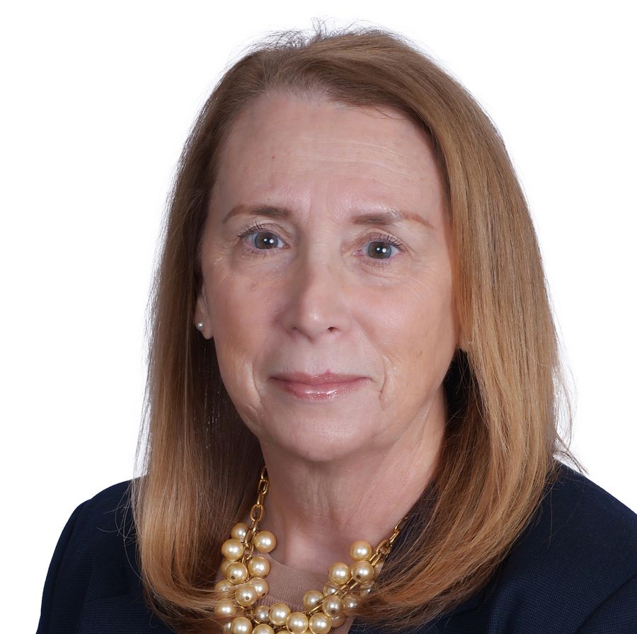 dymax-europe-gmbh-virginia-hogan
