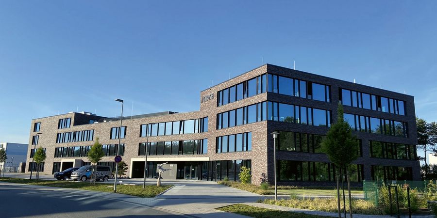 //CRASH Unternehmensgruppe Neubau