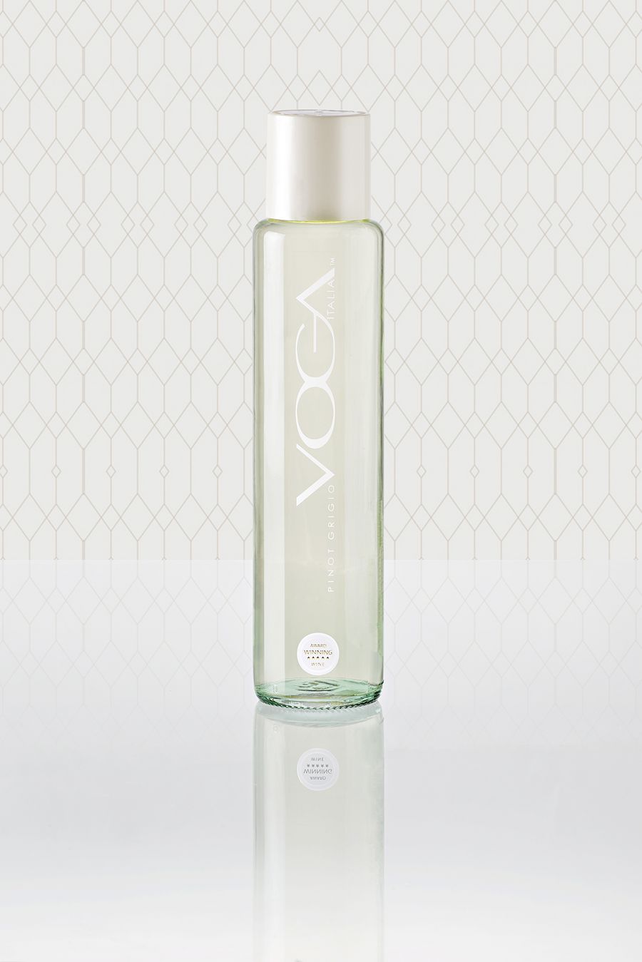 IWB Italia S.p.A. VOGA Italia Pinot Grigio delle Venezie DOC IWB Italia S.p.A. VOGA Italia Pinot Grigio delle Venezie DOC