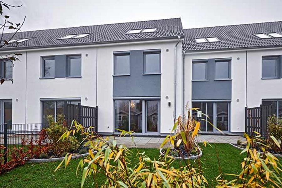 Interhomes Reihenhäuser mit Satteldach