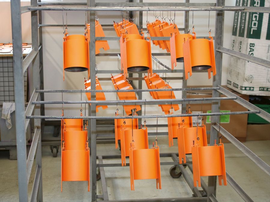 Mit Leidenschaft, Handwerk und Herzblut – Farbe fürs Leben! Mit Leidenschaft, Handwerk und Herzblut – Farbe fürs Leben!