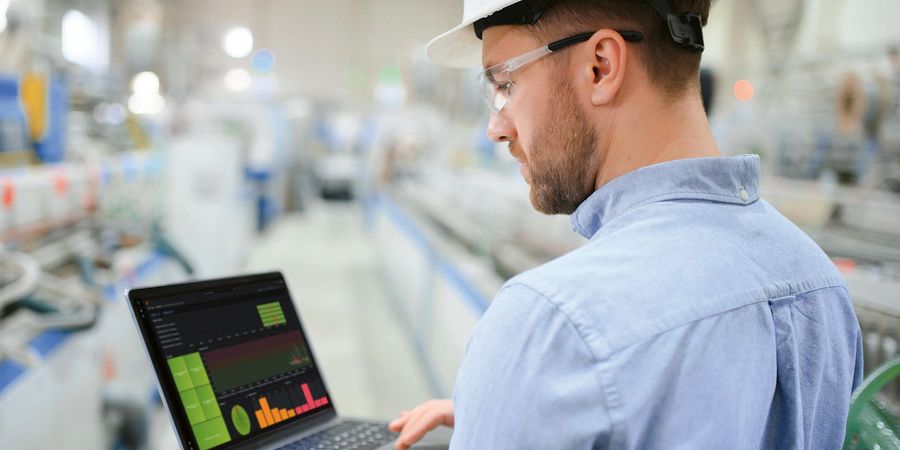 Effiziente Anomalie- erkennung für die Industrie