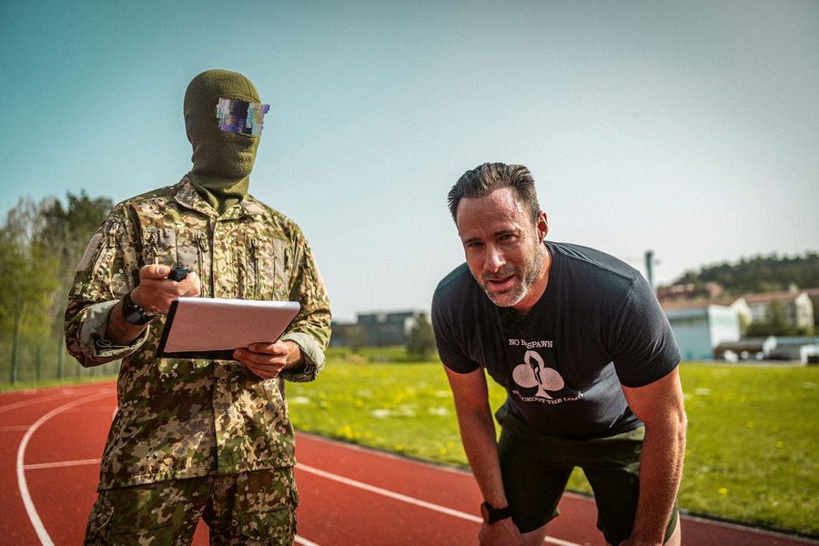Bulletproof GmbH Zwischen Tartanbahn und Taktiktraining Bulletproof GmbH Zwischen Tartanbahn und Taktiktraining