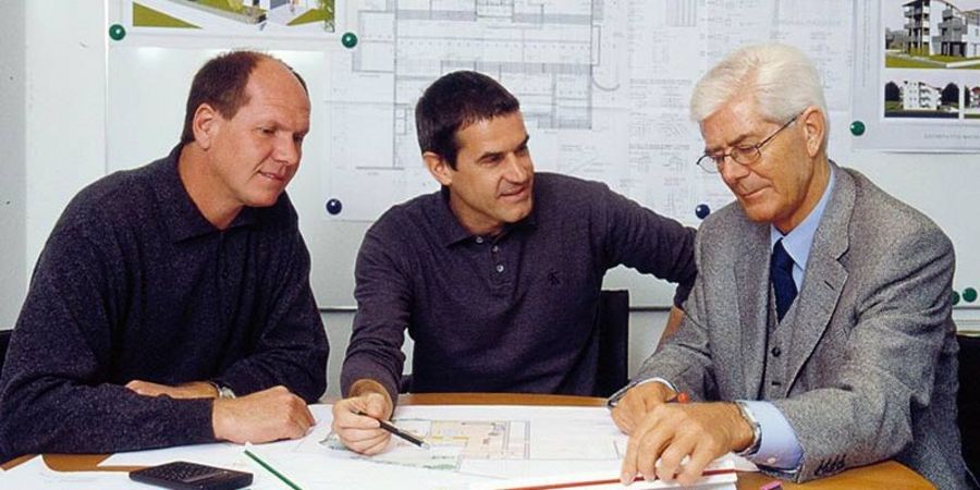 Geschäftsführung im Team: Konrad Kuenz, Bernhard Mur und Norbert Oberhofer (von links) Geschäftsführung im Team: Konrad Kuenz, Bernhard Mur und Norbert Oberhofer (von links)
