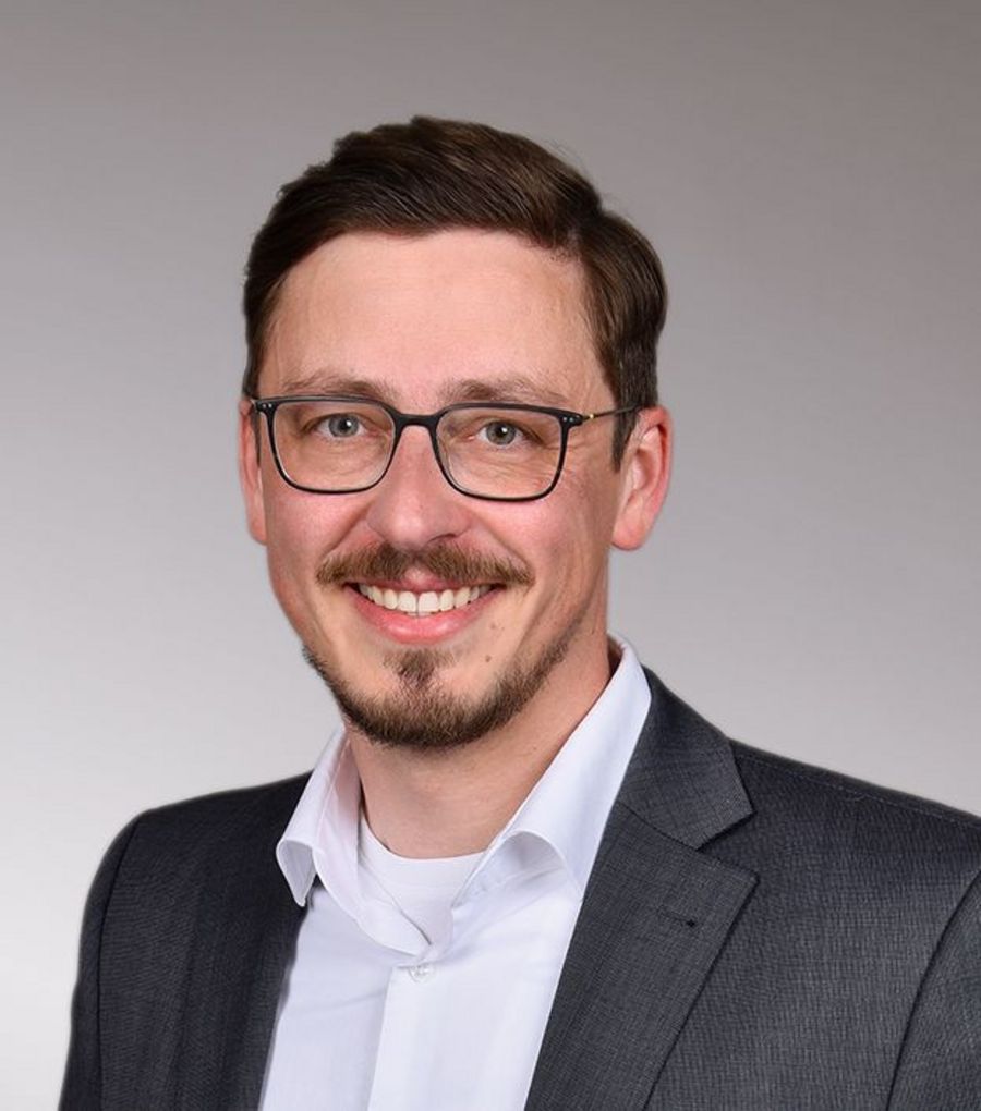 Paul Hartmann, Geschäftsführer der PRO-ELEKTROPLAN GmbH