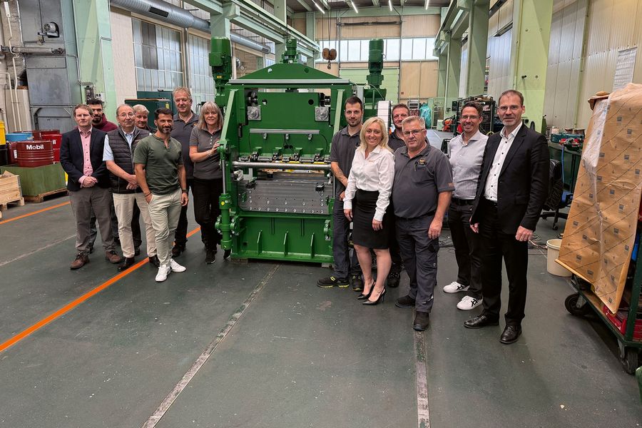 REDEX GmbH Innovative Richtmaschine 