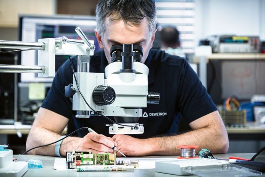 Dewetron Forschung und Entwicklung Dewetron Forschung und Entwicklung