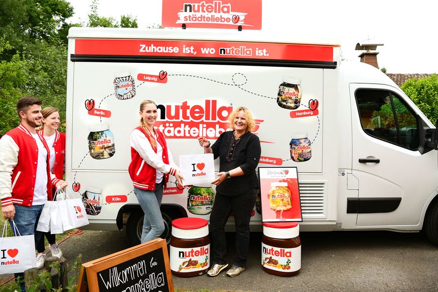 „Case Study Nutella – Kundenerlebnis und Verkaufsförderung, BLU agency network" „Case Study Nutella – Kundenerlebnis und Verkaufsförderung, BLU agency network"