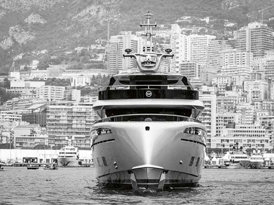 Porsche Design Dynamiq GTT Hybrid Superyacht Porsche Design Dynamiq GTT Hybrid Superyacht
