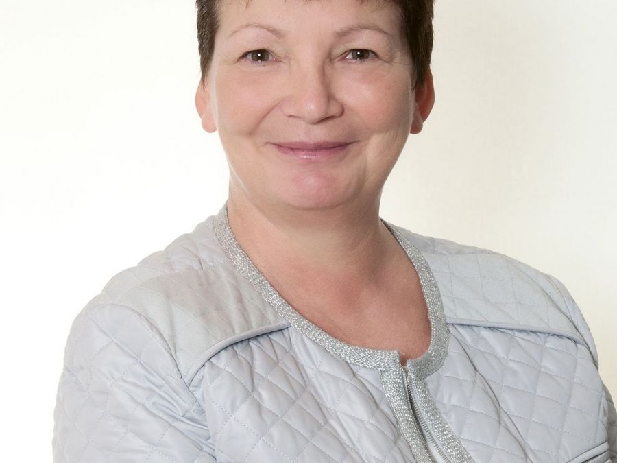 Miroslau, Dr. Steffi