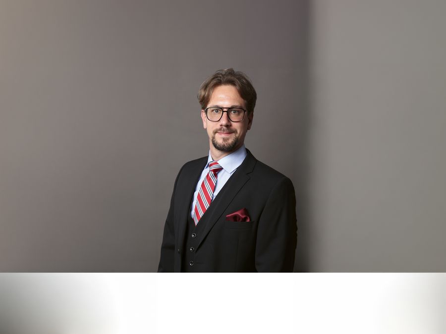 Mit klaren Szenarien durch volatile Energiemärkte Mit klaren Szenarien durch volatile Energiemärkte