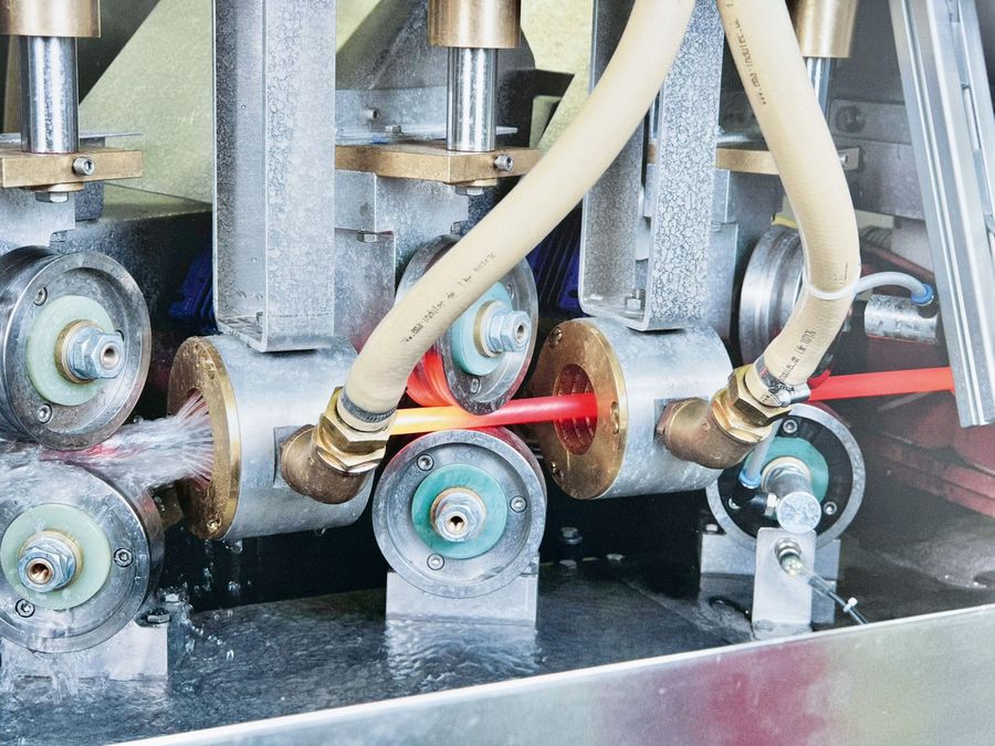 Strom formt Stahl: Die Zukunft der Wärmebehandlung Strom formt Stahl: Die Zukunft der Wärmebehandlung