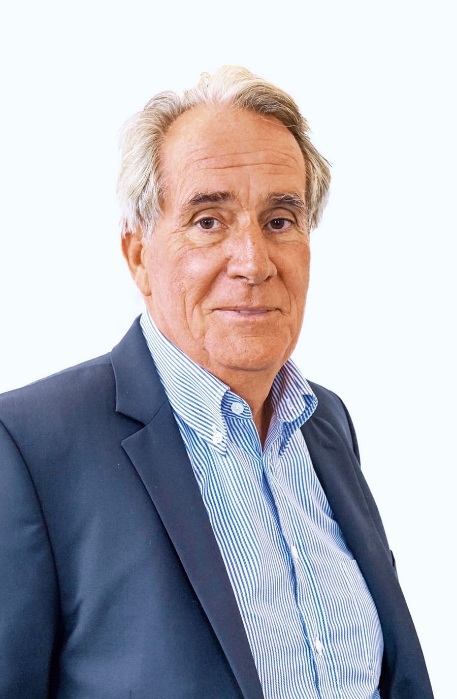 Kurt Dörflinger, Geschäftsführer der K. Dörflinger Gesellschaft für Elektroplanung mbH & Co. KG Kurt Dörflinger, Geschäftsführer der K. Dörflinger Gesellschaft für Elektroplanung mbH & Co. KG
